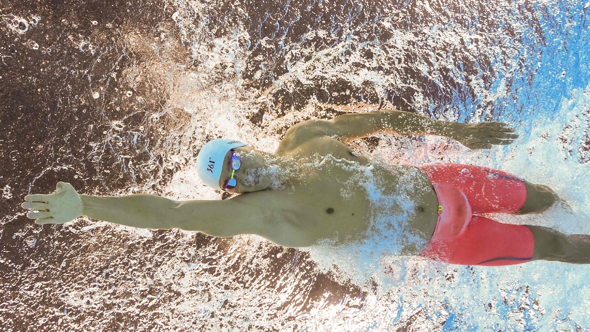 开云体育网站-《ApexLegends》“极夜风暴”地图全新登场，战术无限升级！